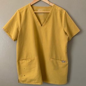 Figs Light Gold Scrub Top with pockets! Size Large